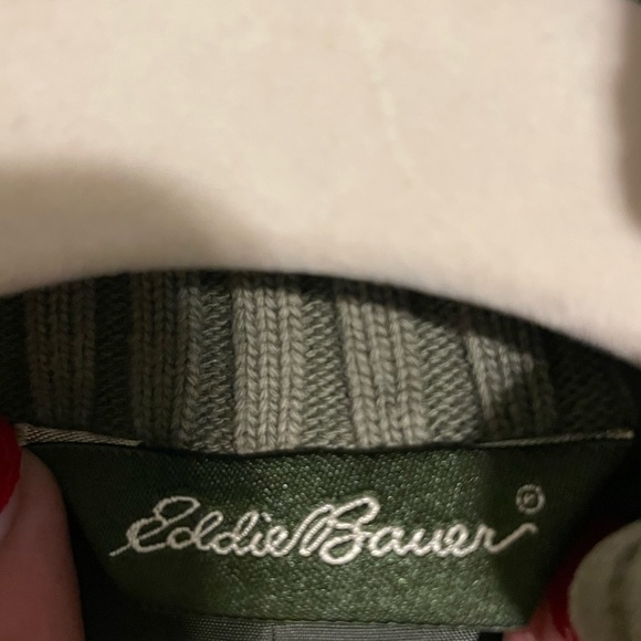 Army green vest - Picture 3 of 3